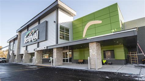 Festival foods hales corners - Nov 6, 2019 · HALES CORNERS, Wis. (CBS 58) -- Festival Foods will open their first Milwaukee-area store in Hales Corners on Friday, Nov. 8. According to a news release, the 67,000-square-foot store... 